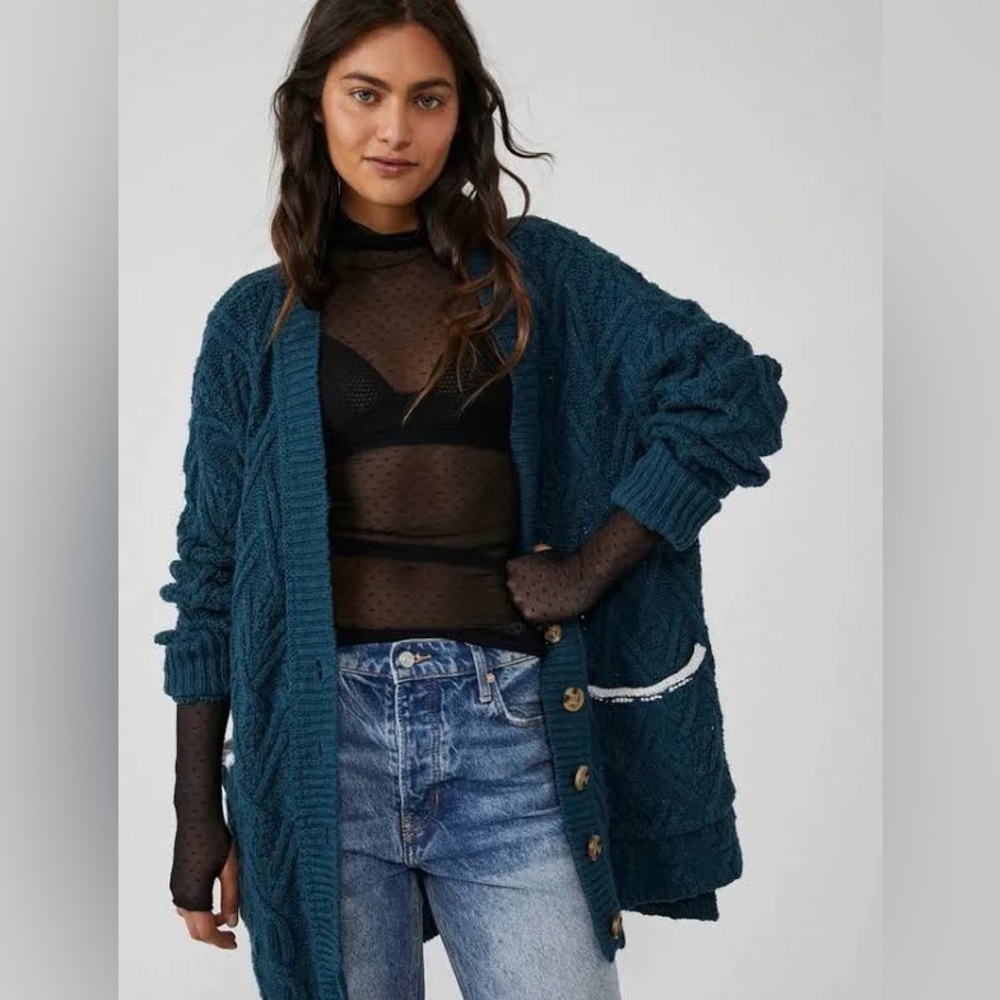 ✨NEW!✨Free People Montana Cable Cardi